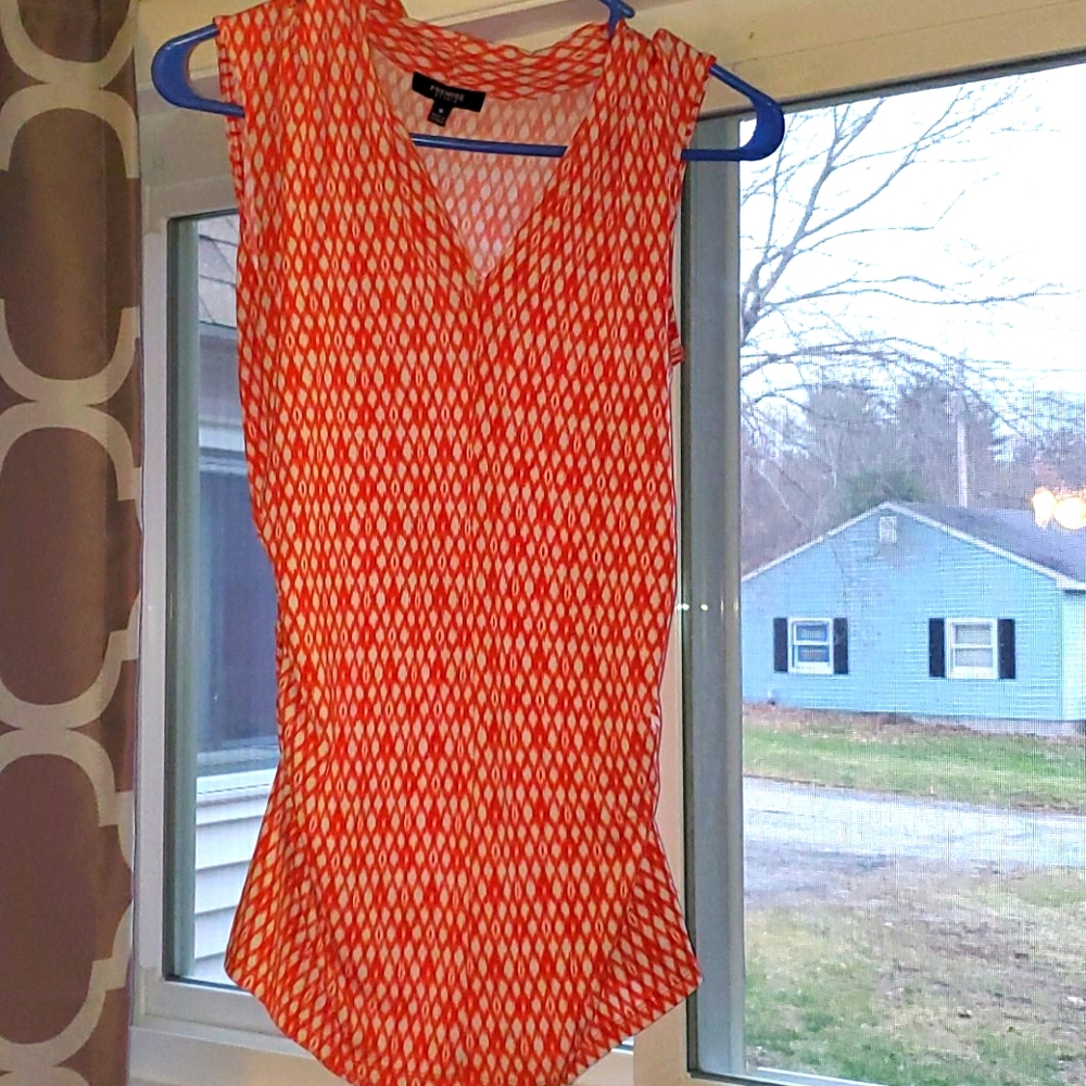 Sleeveless blouse